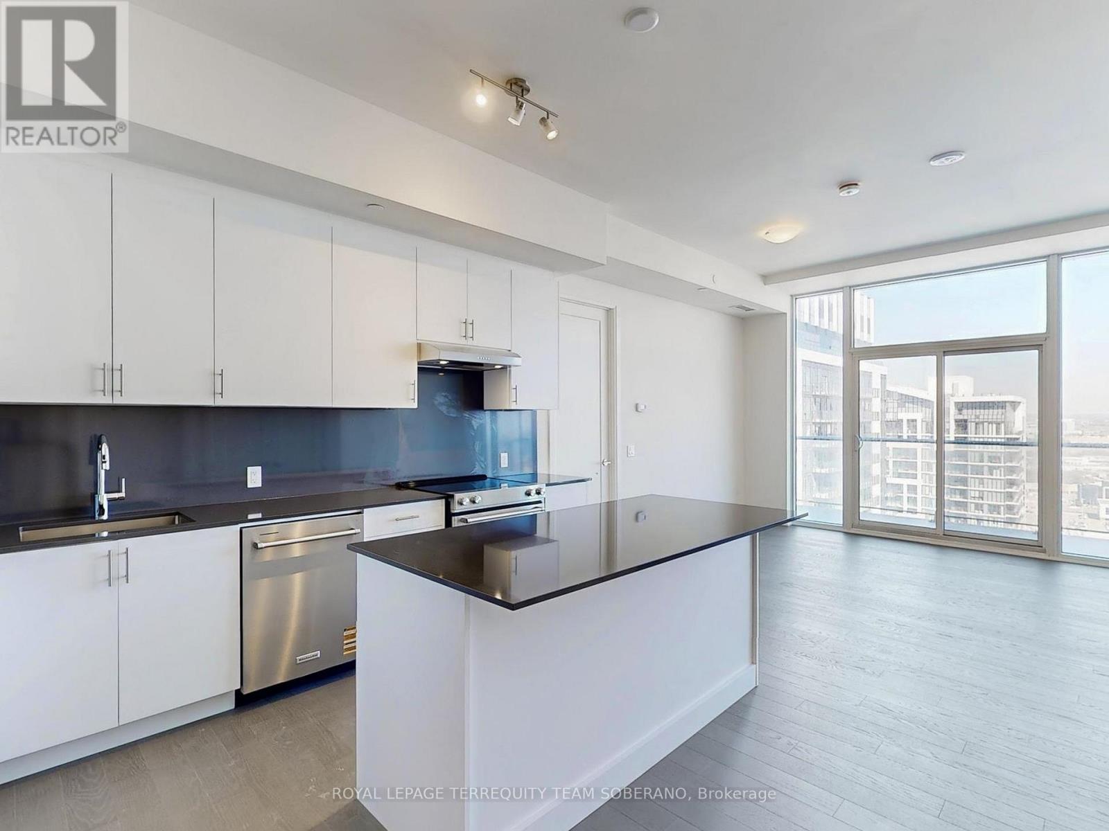 Photo 12 of Ph 109 8960 Jane Street, Vaughan ON