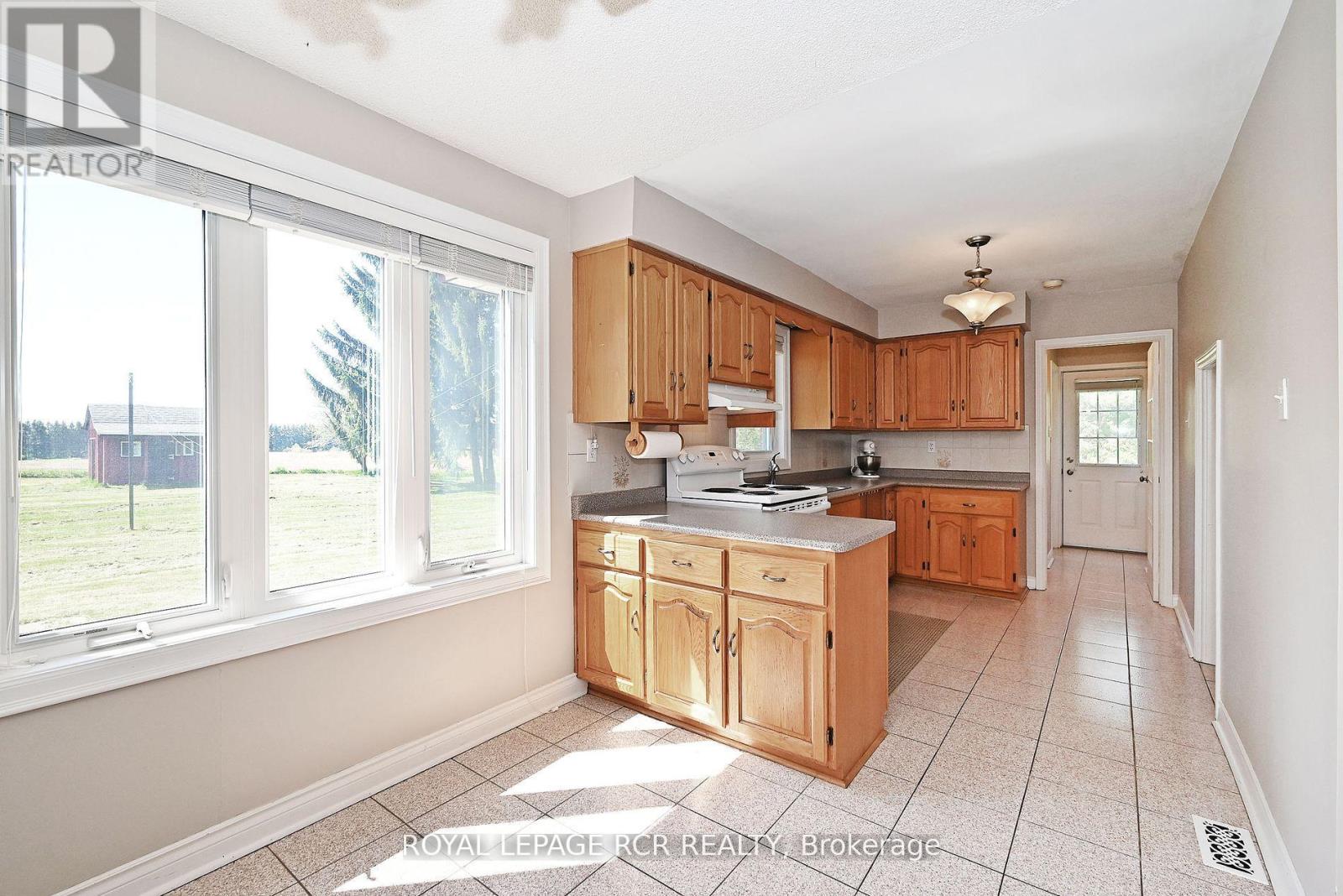 Photo 12 of 6215 17th Side Road, King ON