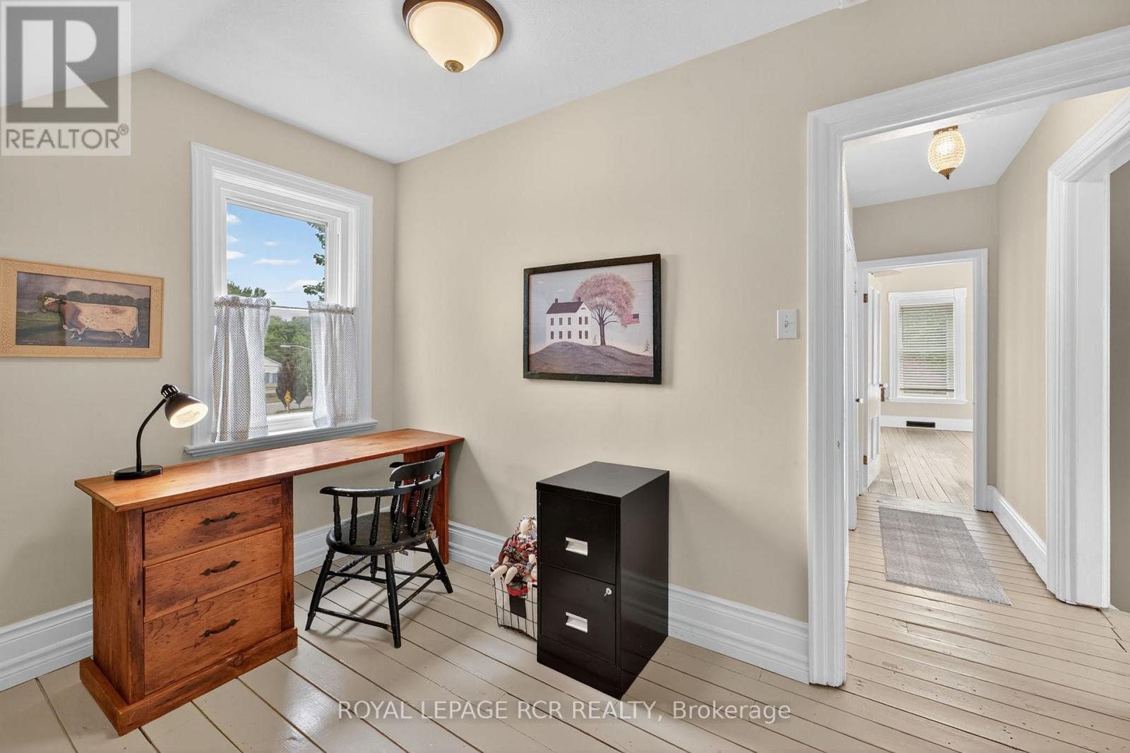 Photo 27 of 36 Main Street, East Gwillimbury ON