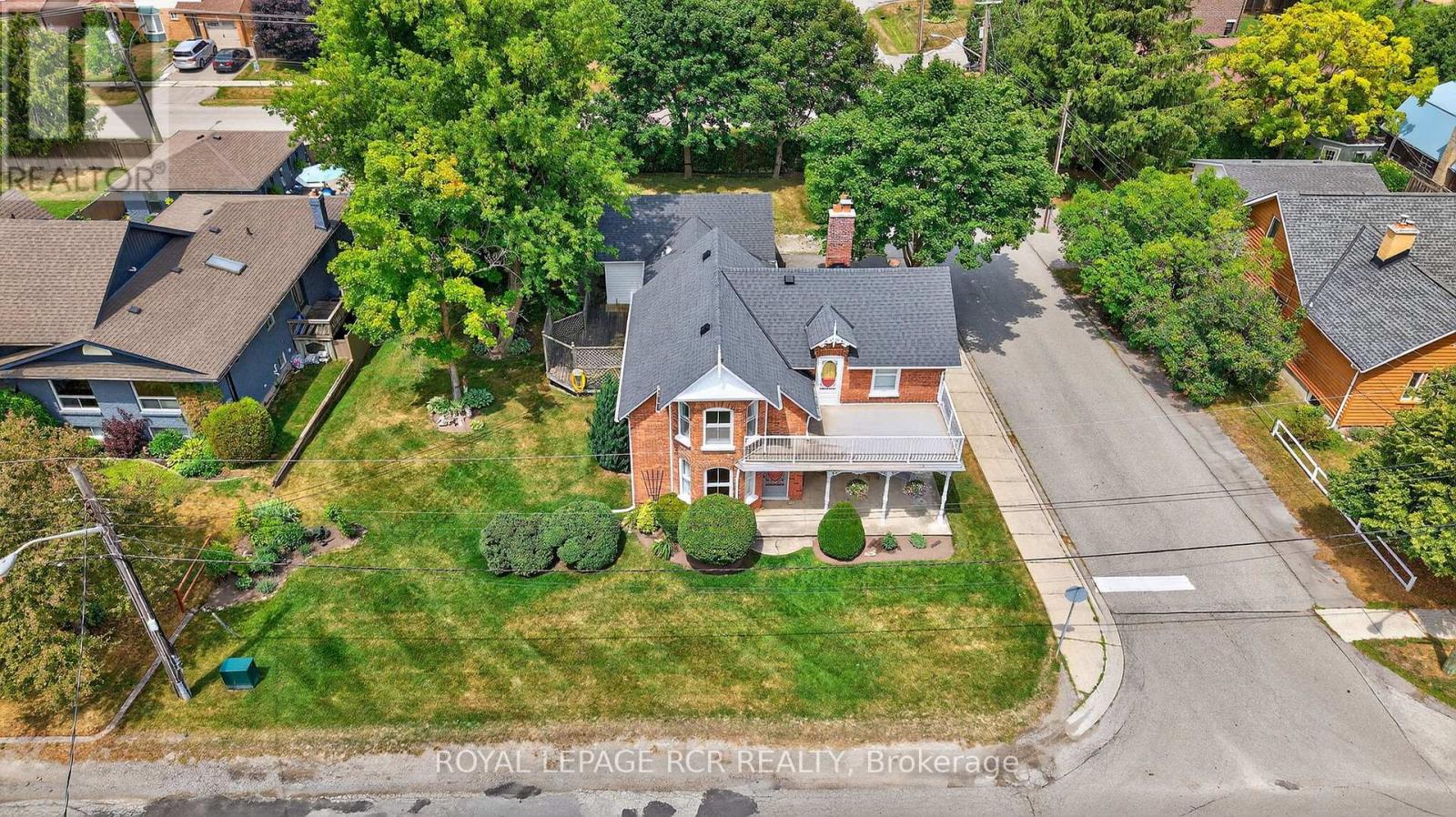 Photo 45 of 36 Main Street, East Gwillimbury ON