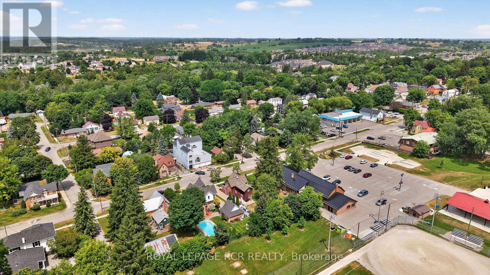 Photo 48 of 36 Main Street, East Gwillimbury ON