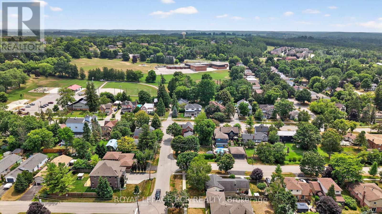 Photo 49 of 36 Main Street, East Gwillimbury ON