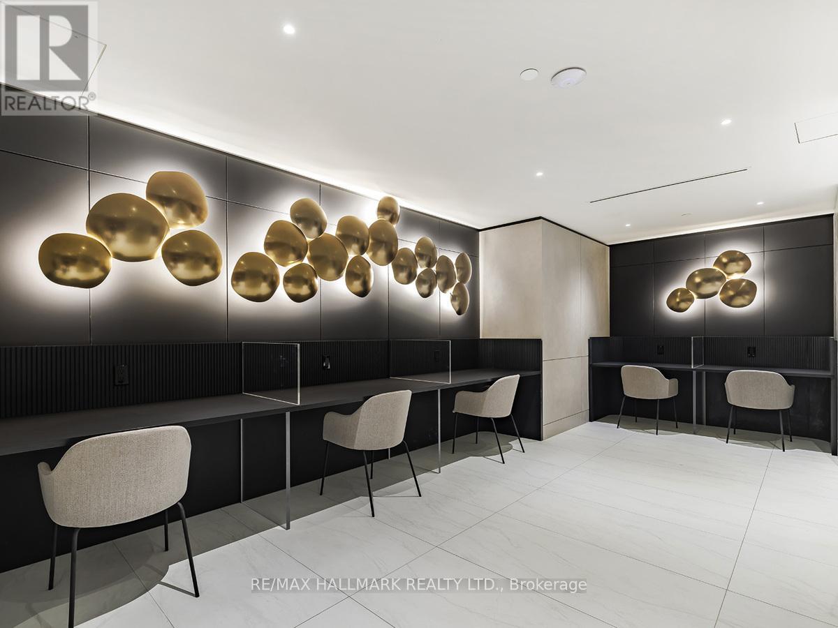 Photo 3 of 2505 30 Upper Mall Way, Vaughan ON
