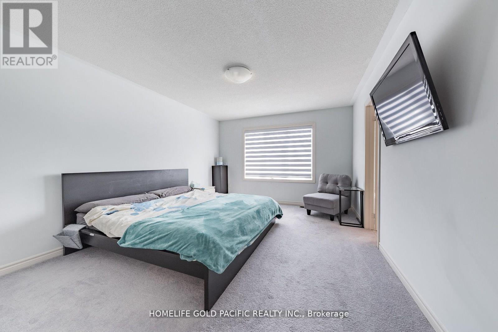 Photo 21 of 61 Markview Road, Whitchurchstouffville ON