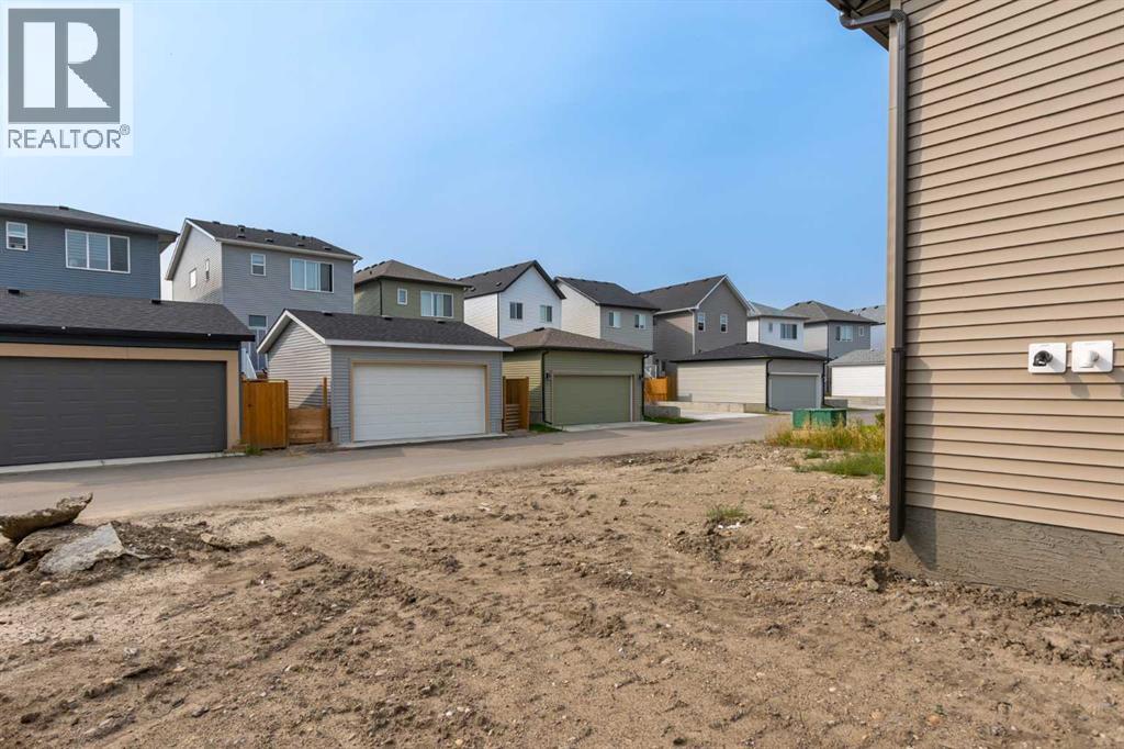 Photo 26 of 109 Monterey Place Se, High River AB