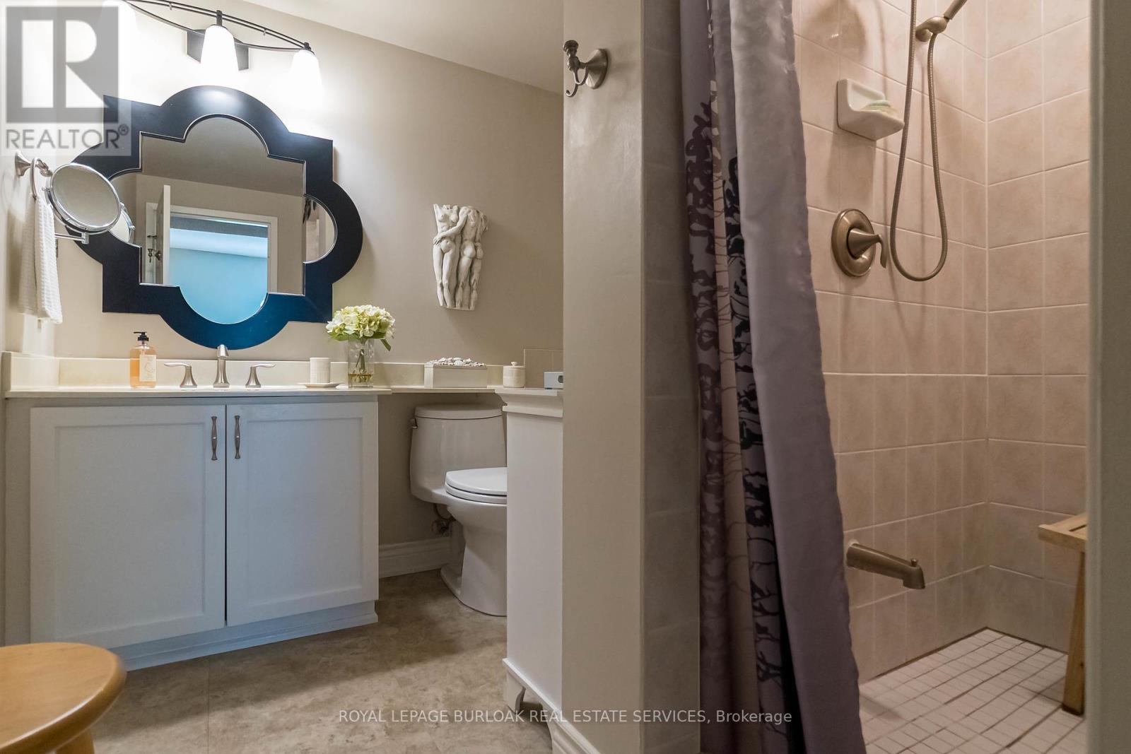 Photo 35 of 305 3497 Upper Middle Road, Burlington ON