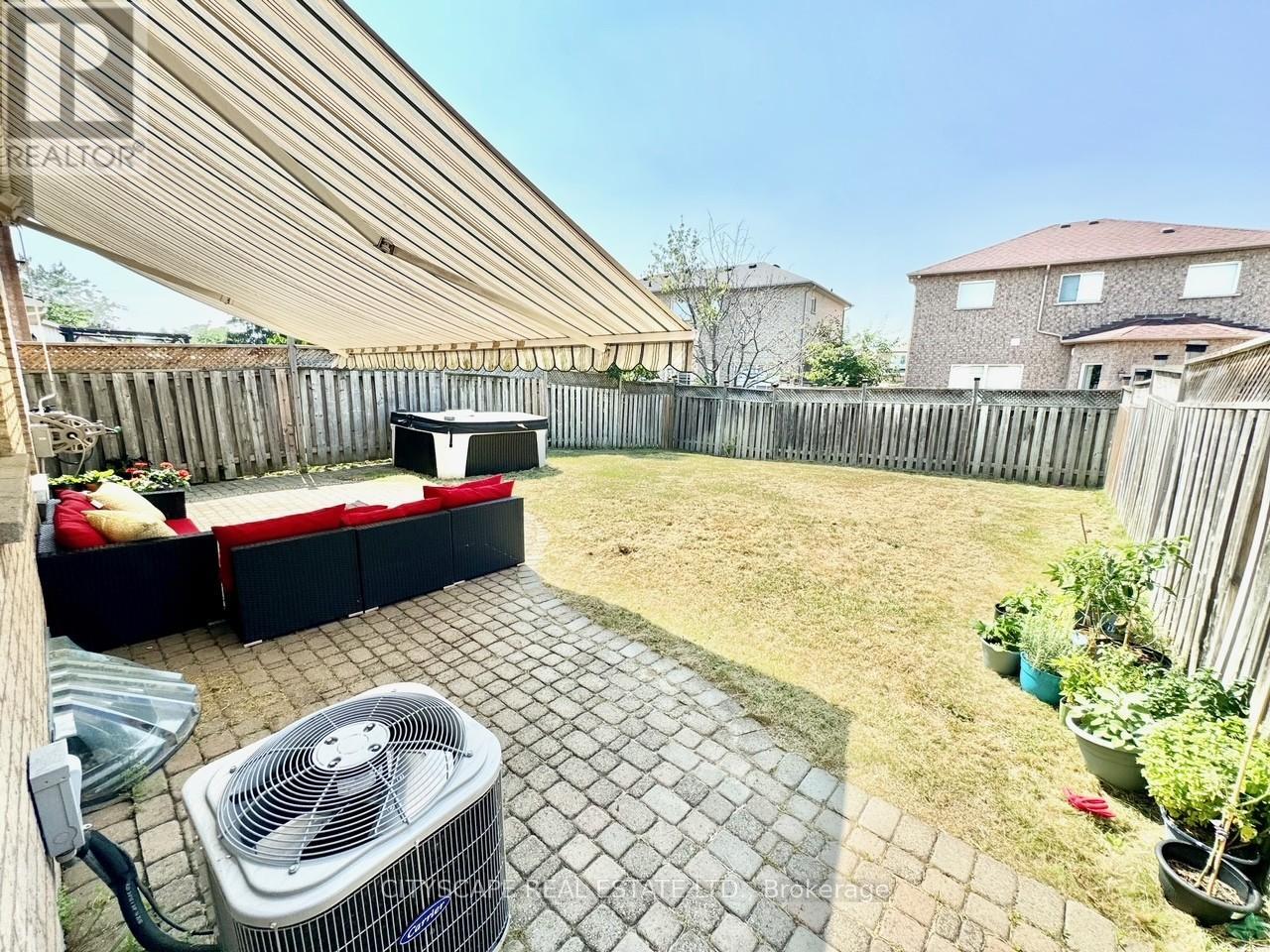 Photo 27 of 533 Leatherleaf Drive, Mississauga ON