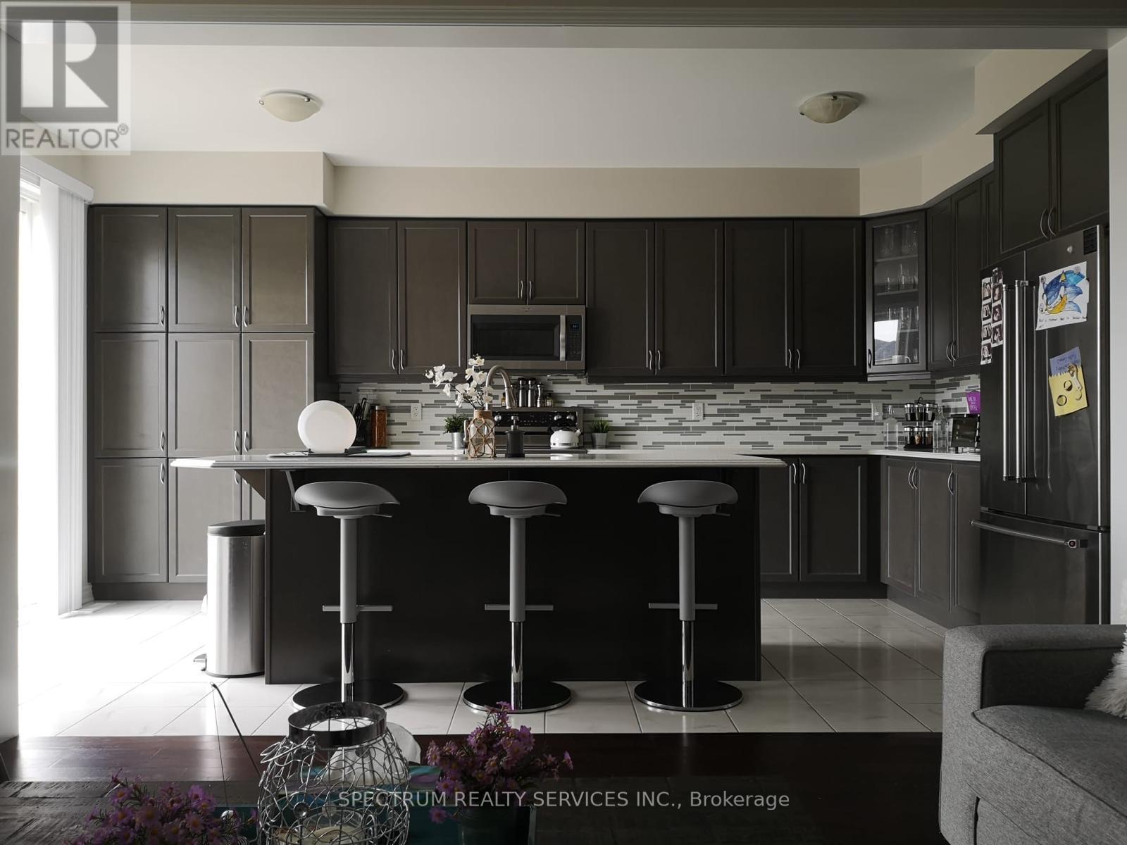 Photo 5 of 1522 Clitherow Street, Milton ON