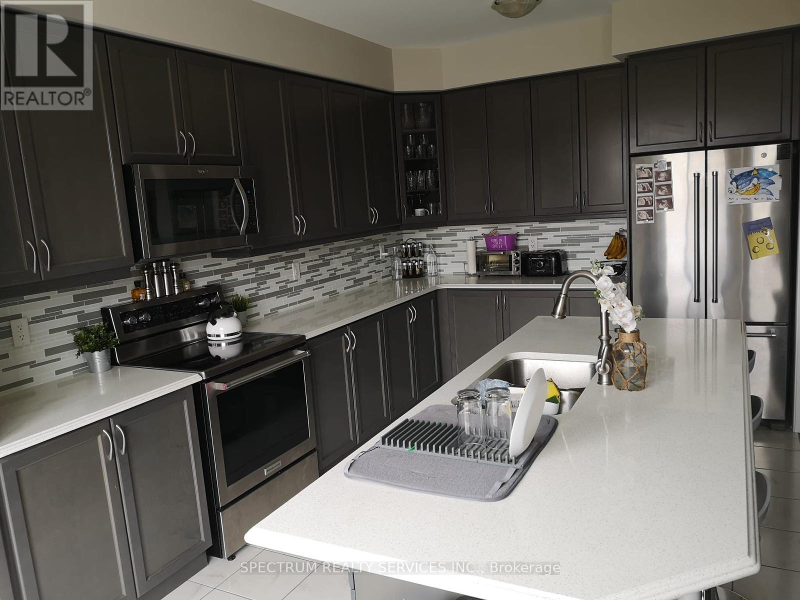 Photo 6 of 1522 Clitherow Street, Milton ON