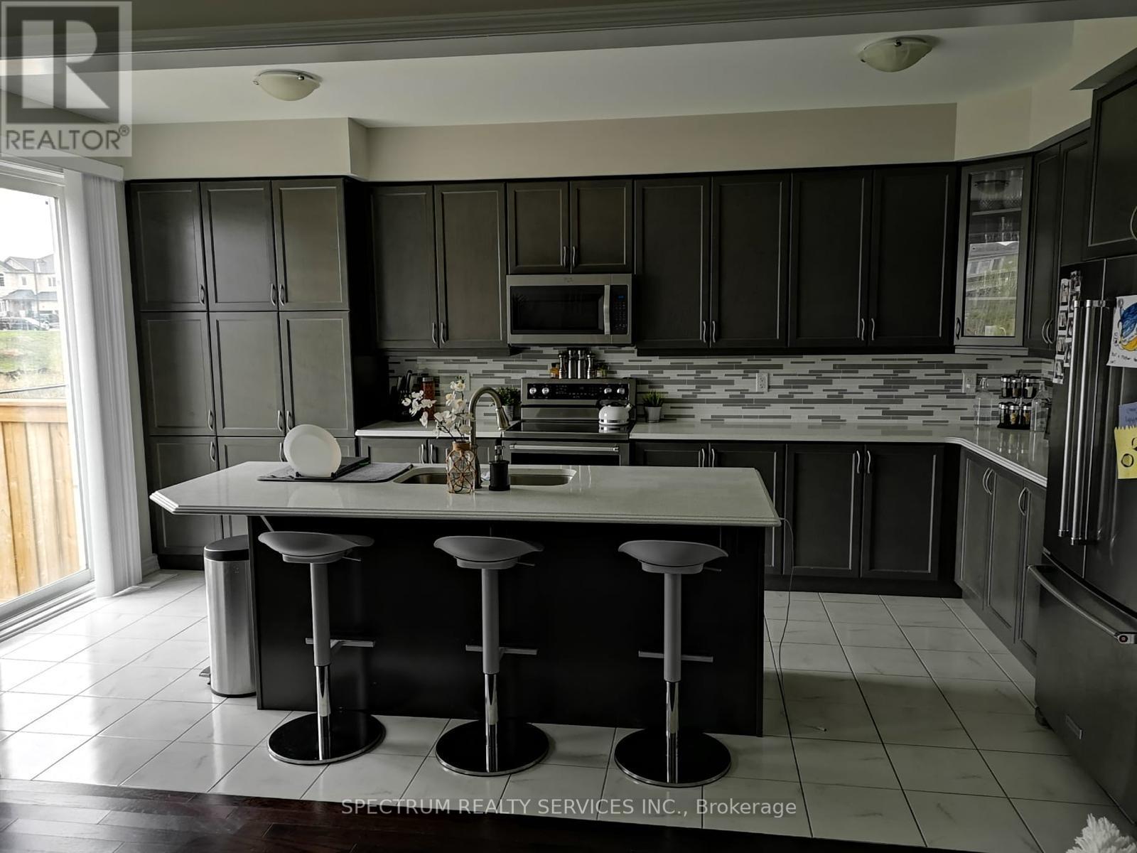 Photo 7 of 1522 Clitherow Street, Milton ON