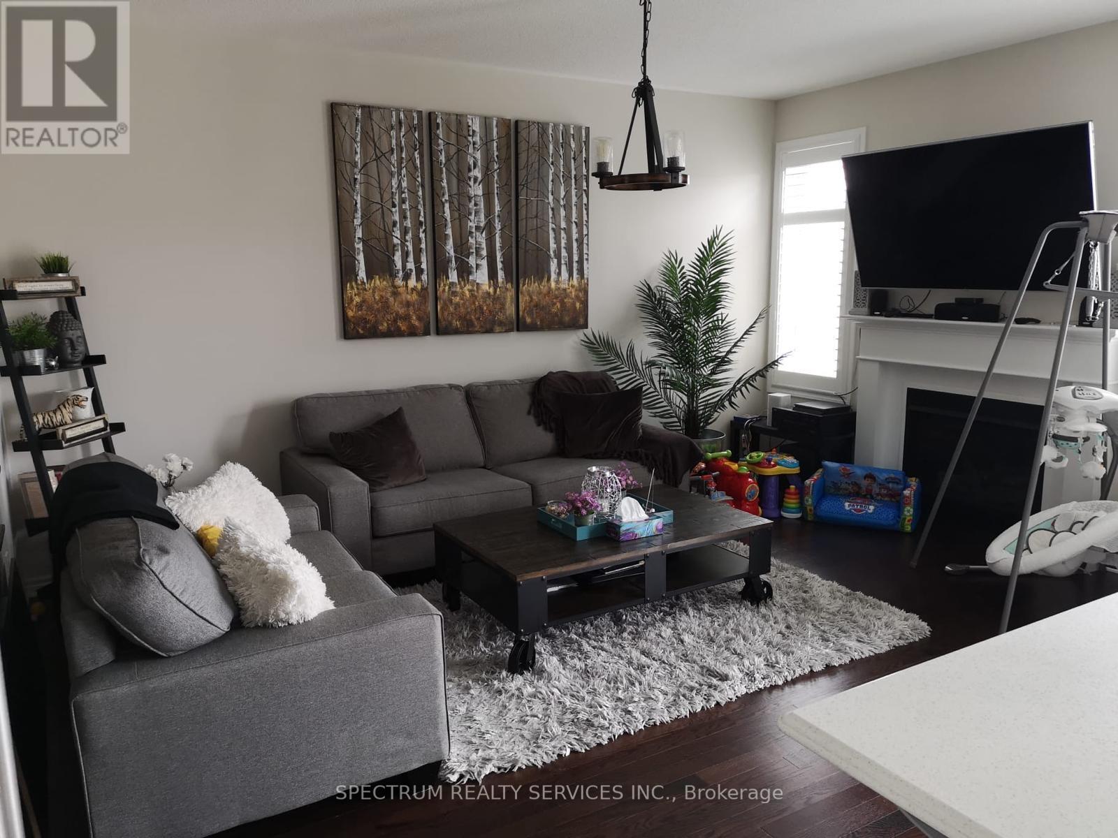 Photo 8 of 1522 Clitherow Street, Milton ON