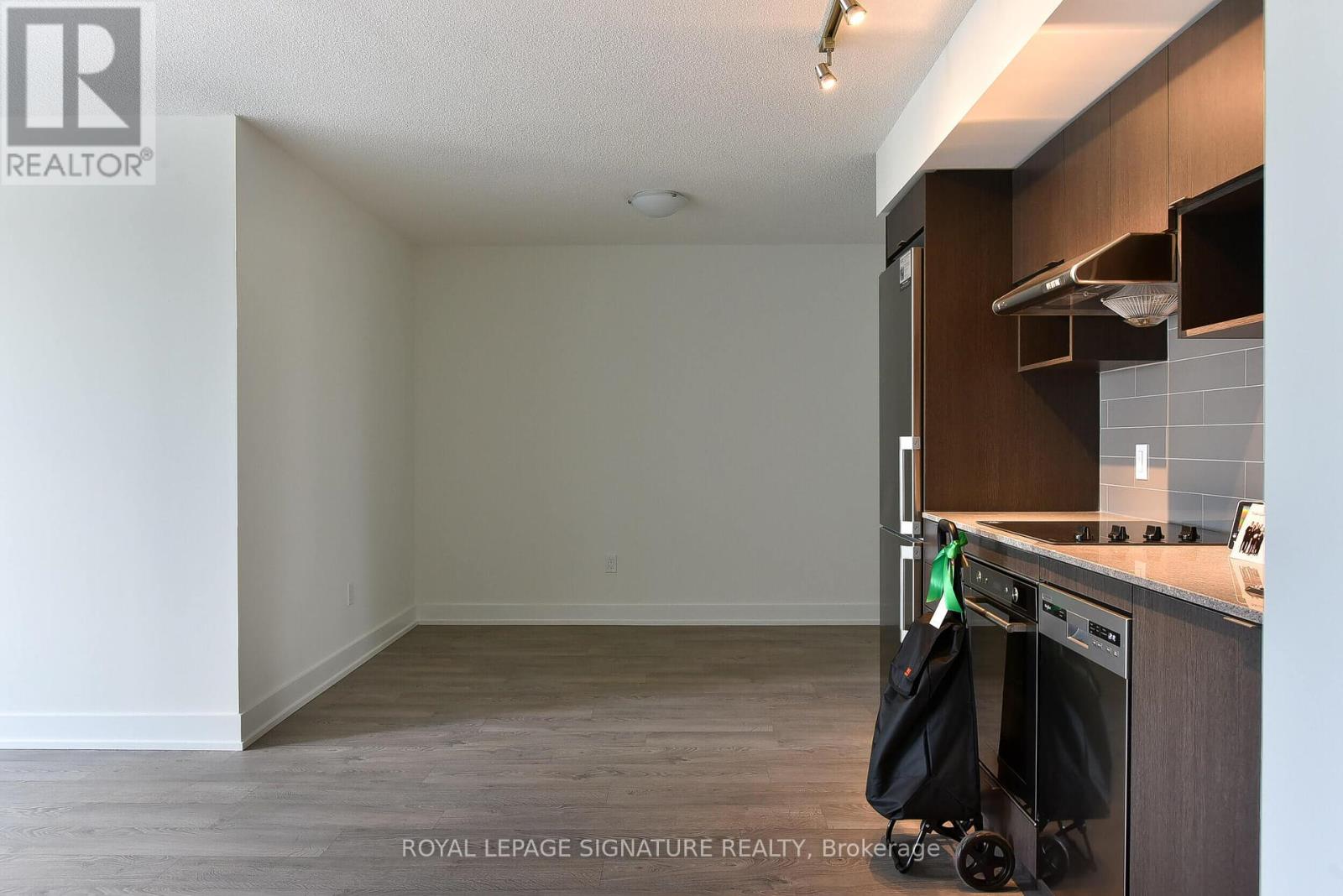 Photo 6 of 1806 7 Mabelle Avenue, Toronto ON