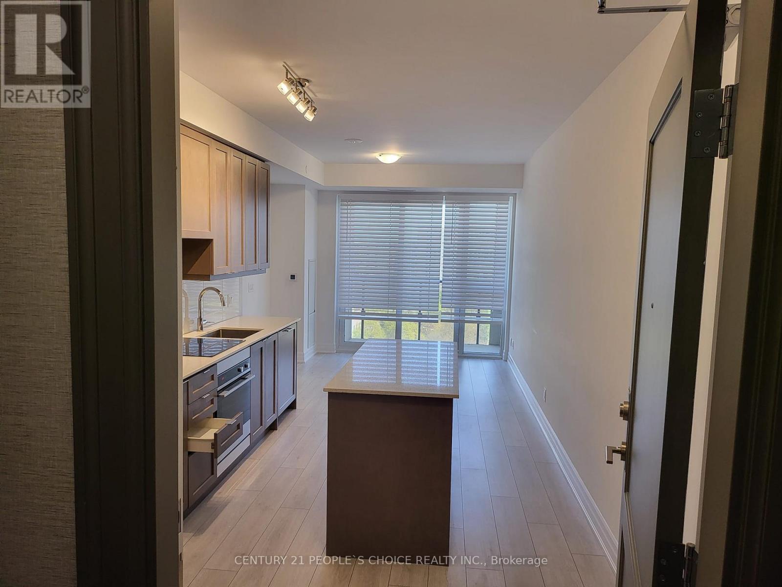 Photo 8 of 1102 30 Elm Drive W, Mississauga ON