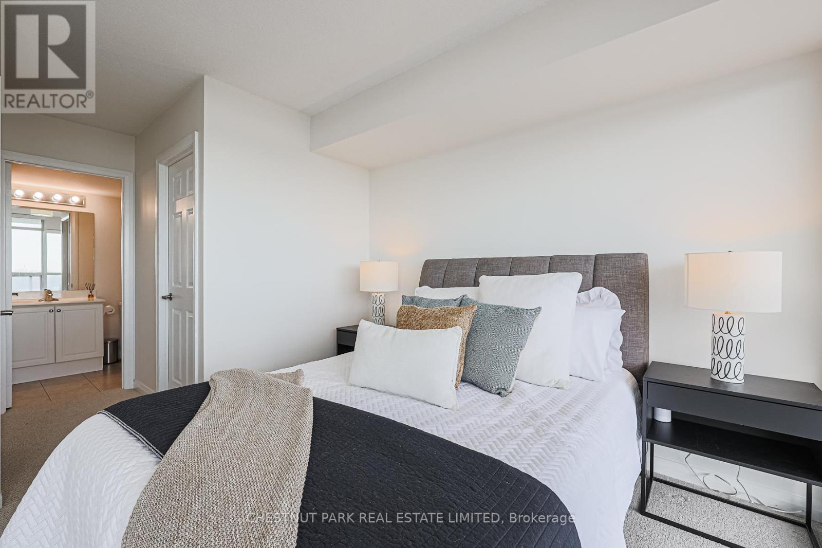 Photo 28 of 1401 220 Forum Drive, Mississauga ON