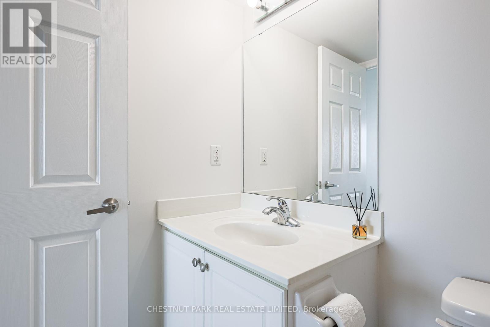 Photo 32 of 1401 220 Forum Drive, Mississauga ON