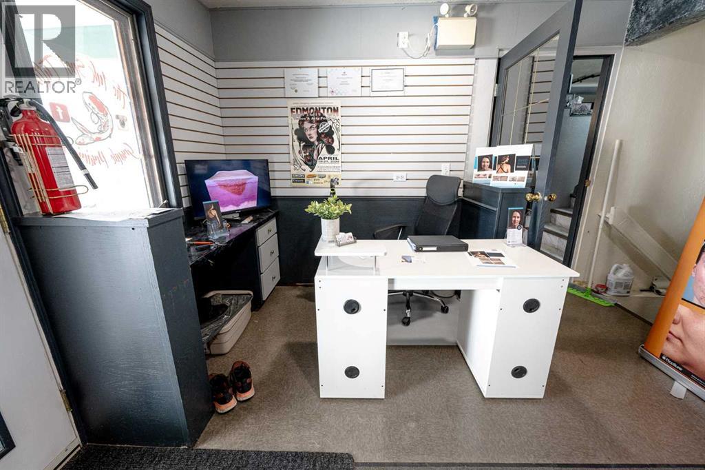 Photo 12 of 10215 102 Street, Grande Prairie AB
