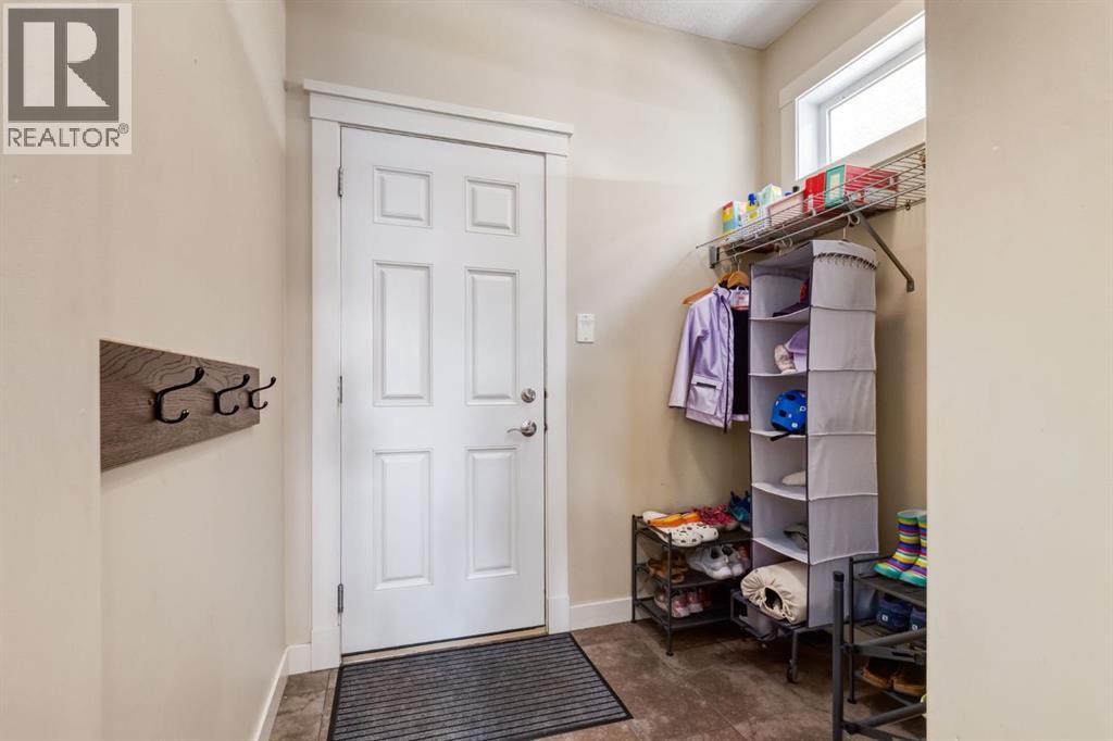 Photo 13 of 35 Cranarch Circle Se, Calgary AB