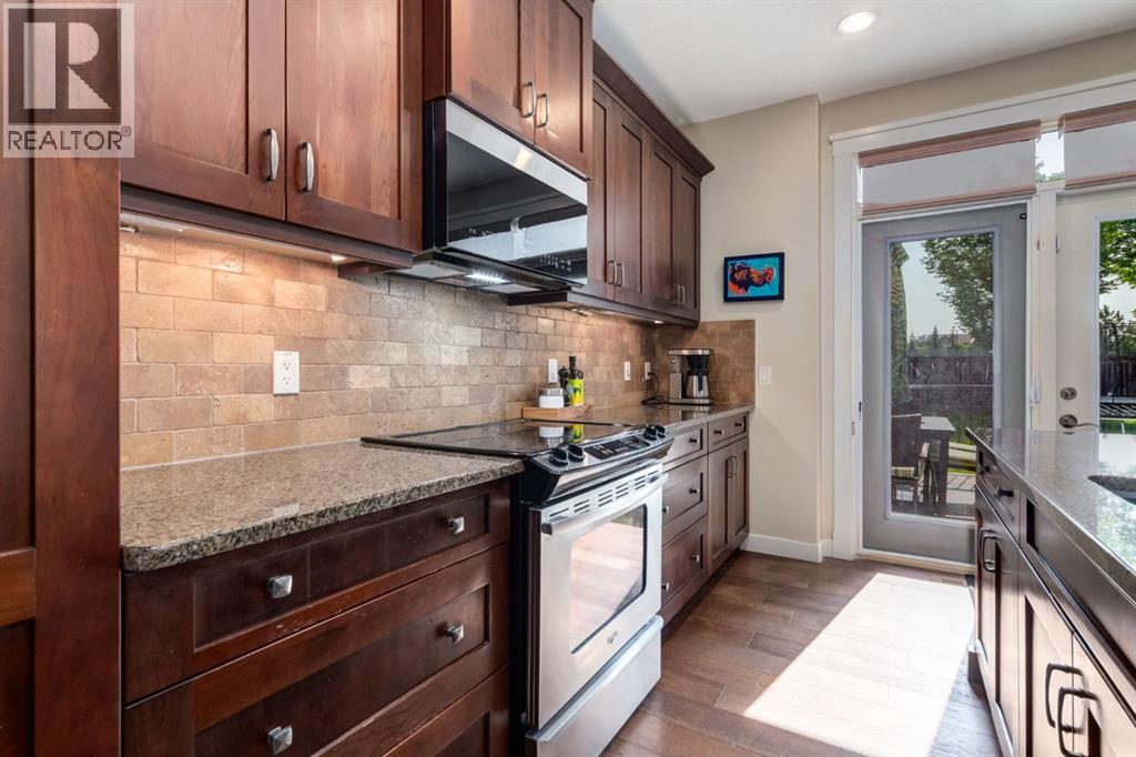 Photo 5 of 35 Cranarch Circle Se, Calgary AB