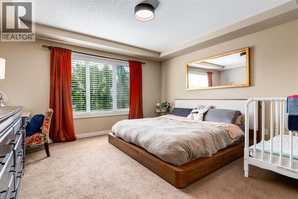 Photo 16 of 35 Cranarch Circle Se, Calgary AB