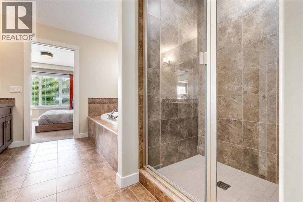 Photo 20 of 35 Cranarch Circle Se, Calgary AB