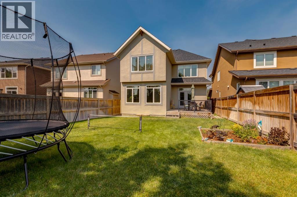 Photo 27 of 35 Cranarch Circle Se, Calgary AB