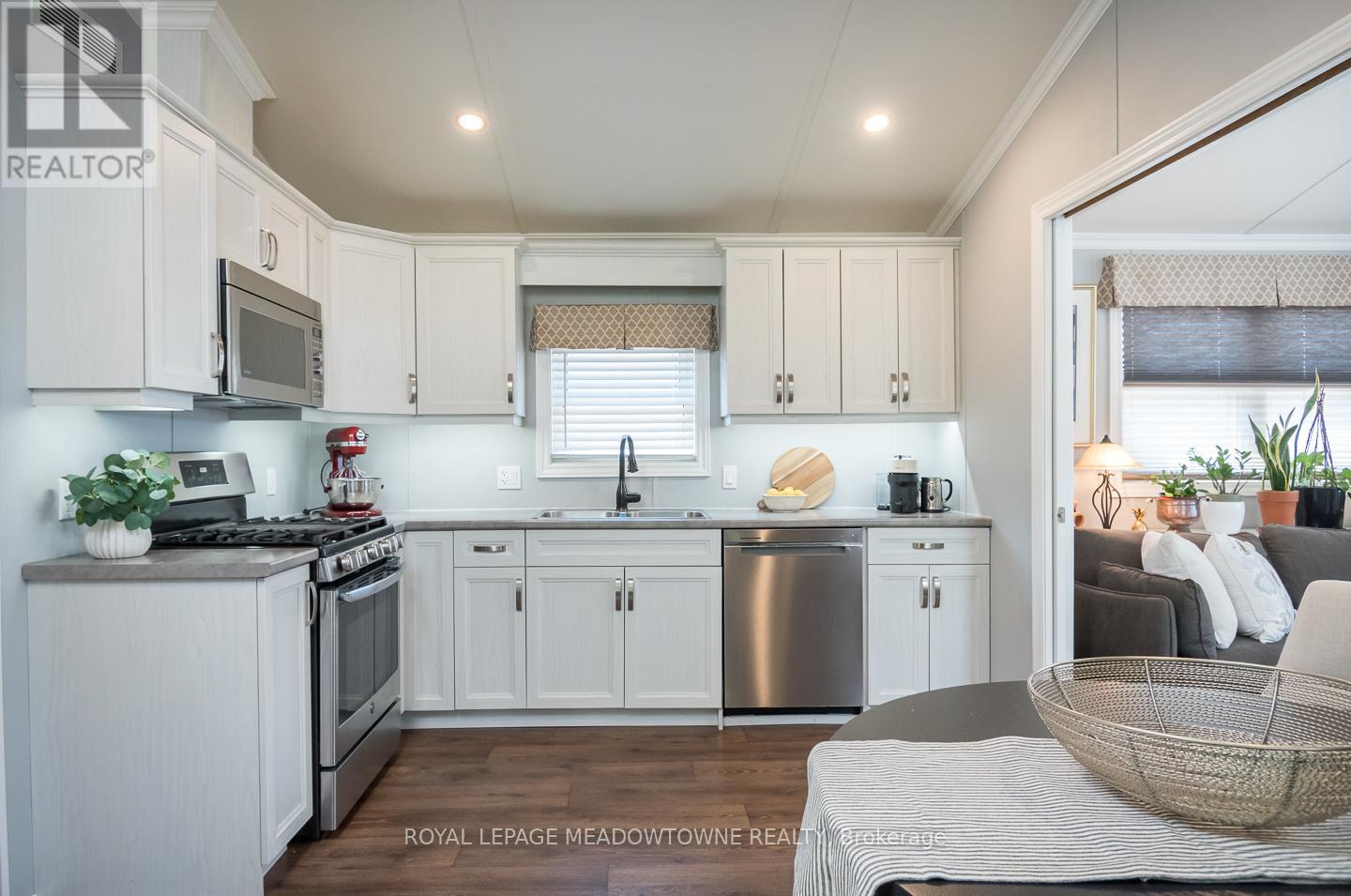 Photo 11 of 12 Poplar 4449 Milburough Line, Burlington ON