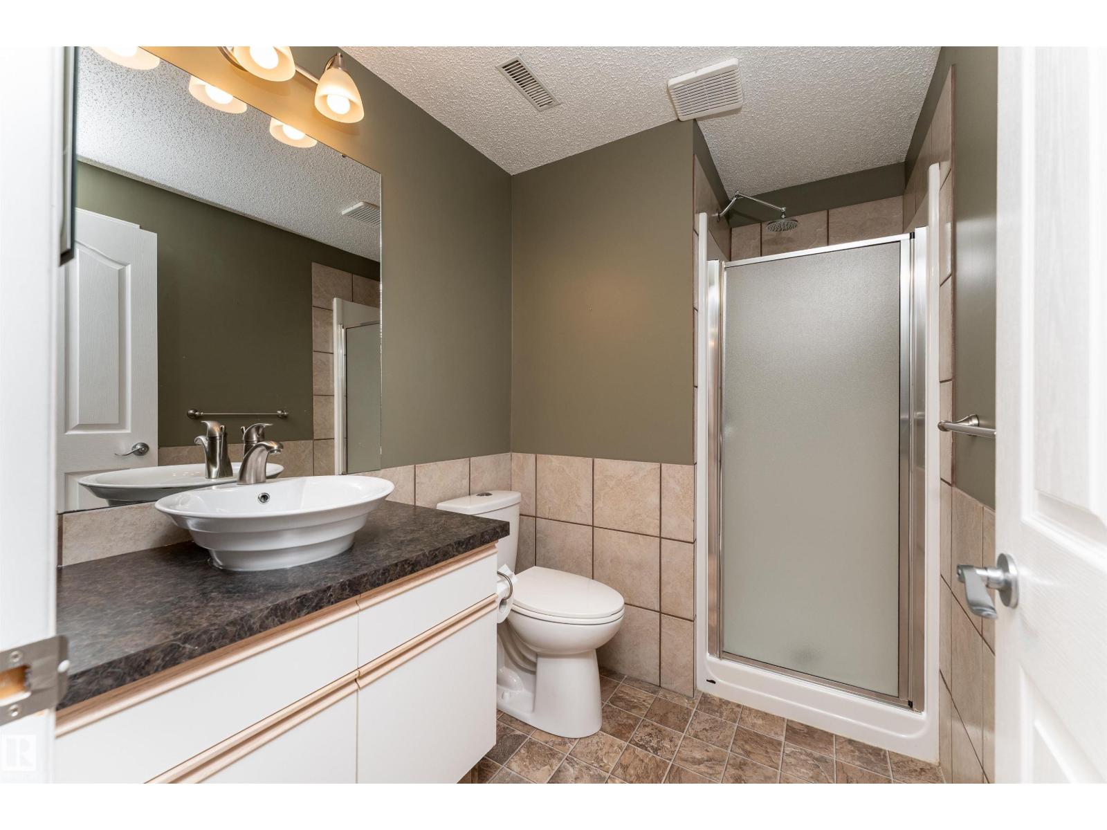 Photo 38 of 8823 188 St Nw, Edmonton AB