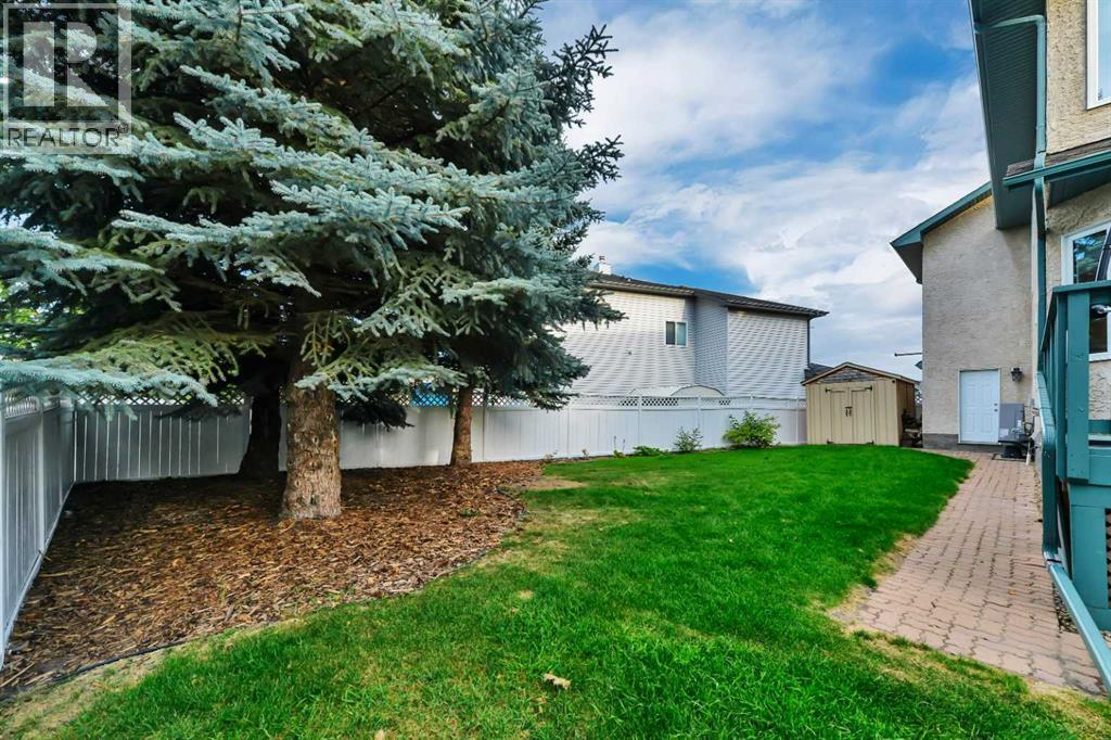 Photo 42 of 166 Asmundsen Avenue, Red Deer AB