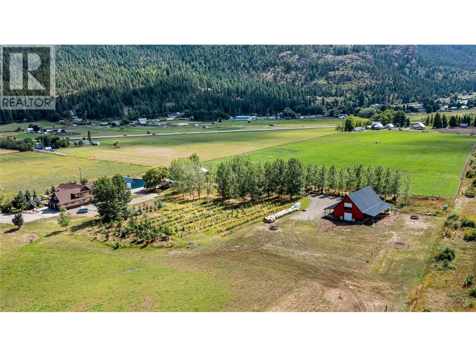Photo 10 of 211 Pleasant Valley Cross Road, Armstrong BC