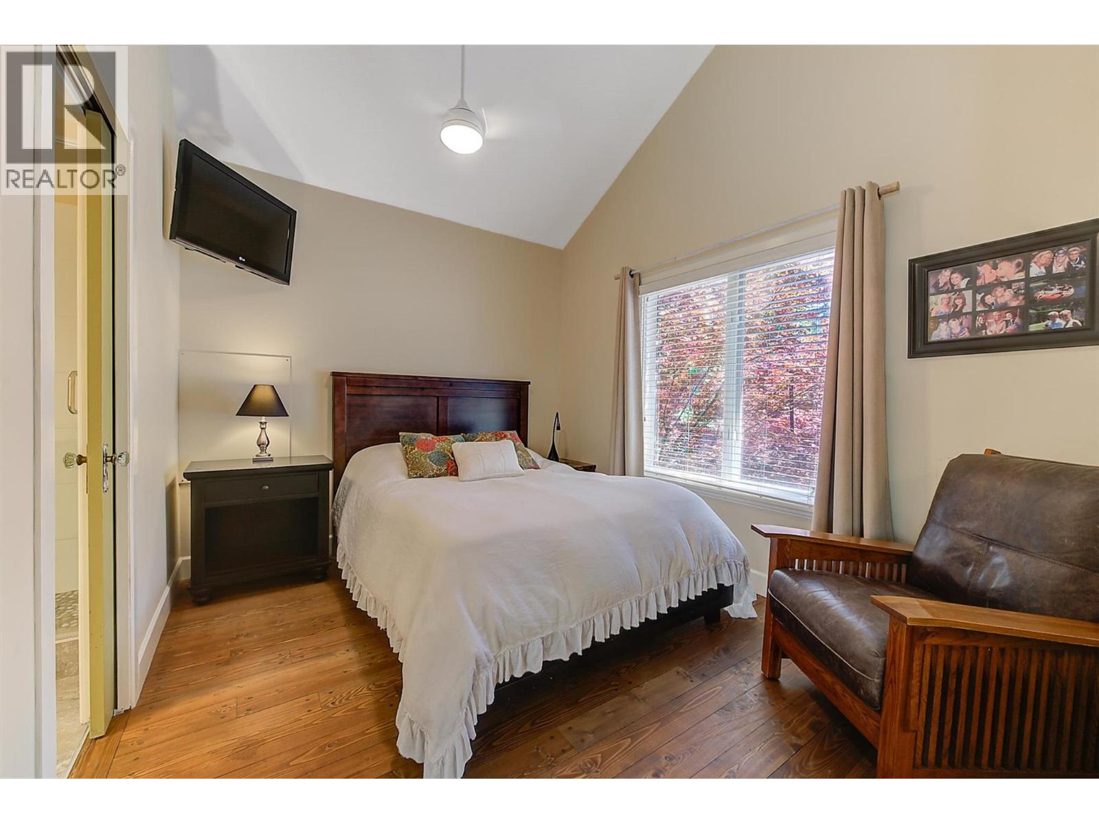  5127 Luckett Court, Kelowna