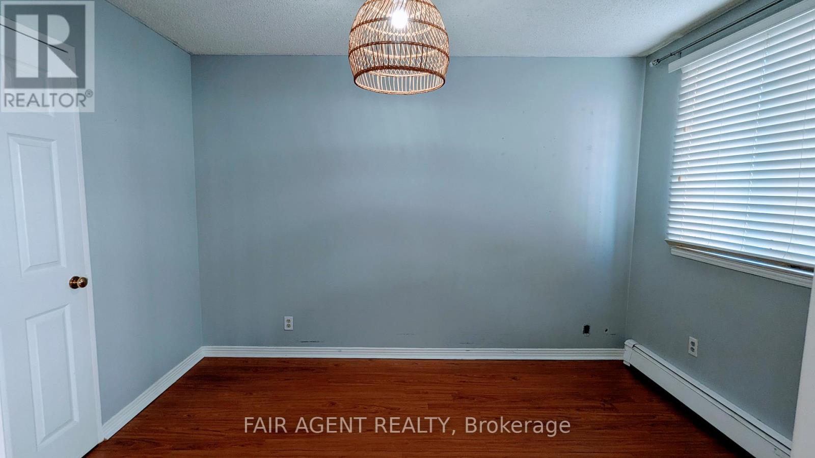 Photo 11 of 209 440 Central Avenue, London East ON