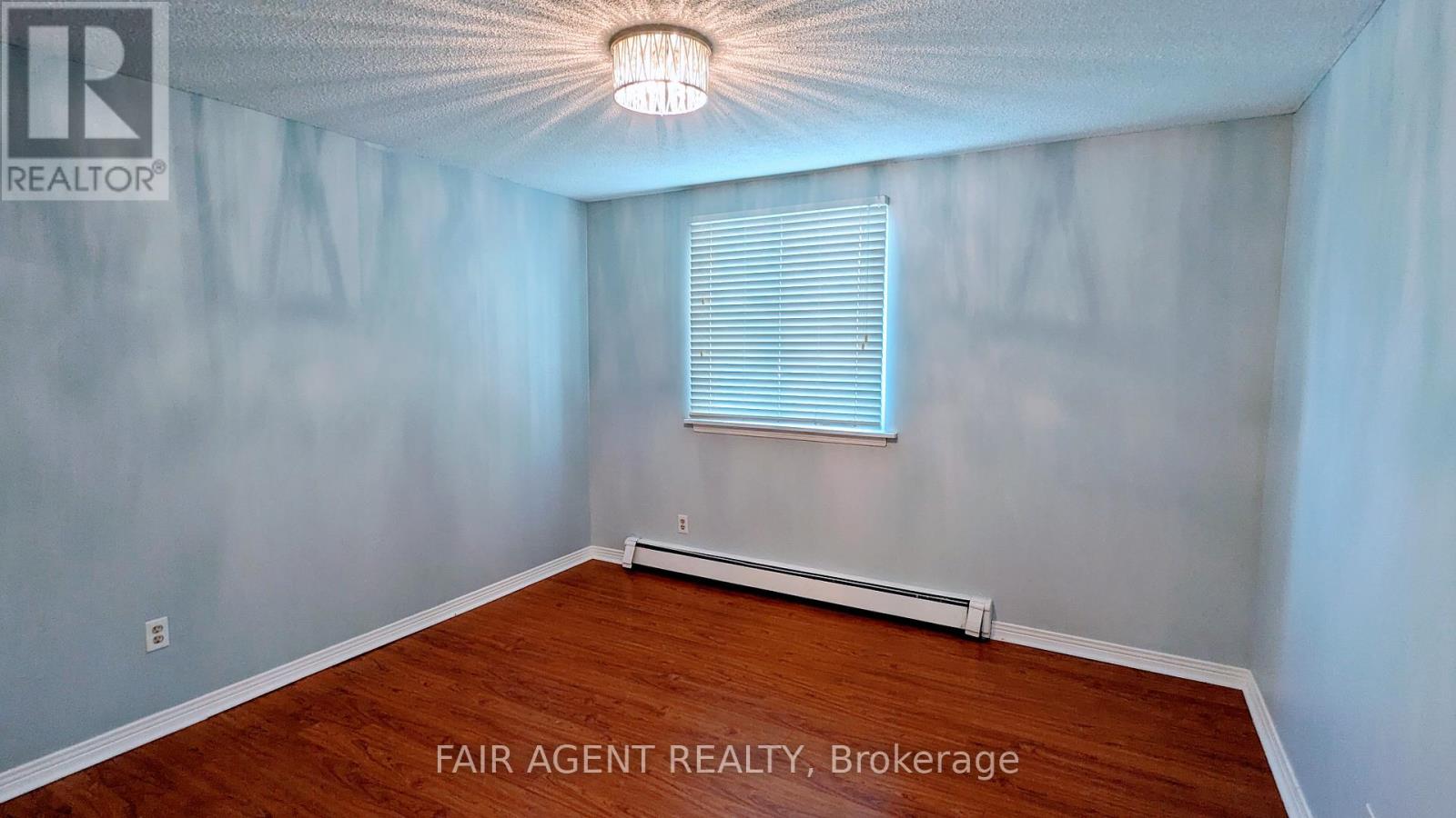Photo 15 of 209 440 Central Avenue, London East ON