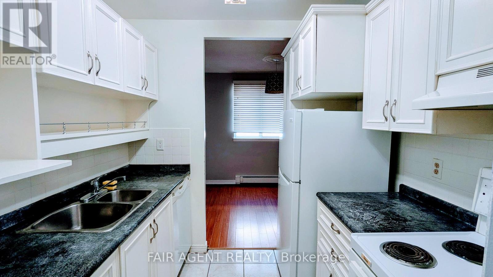 Photo 3 of 209 440 Central Avenue, London East ON