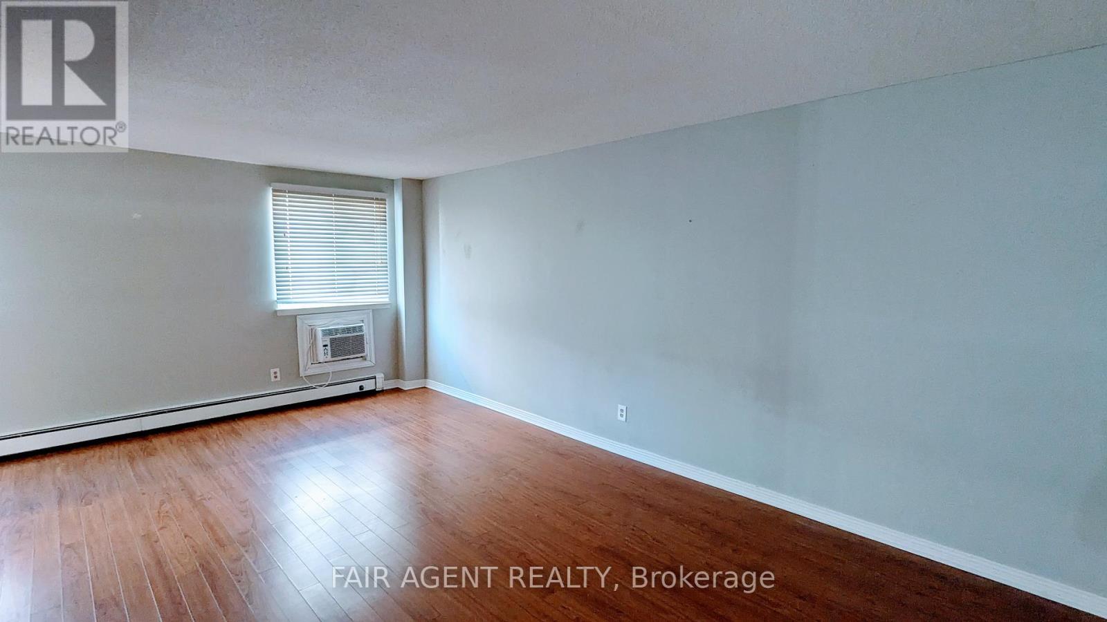 Photo 5 of 209 440 Central Avenue, London East ON