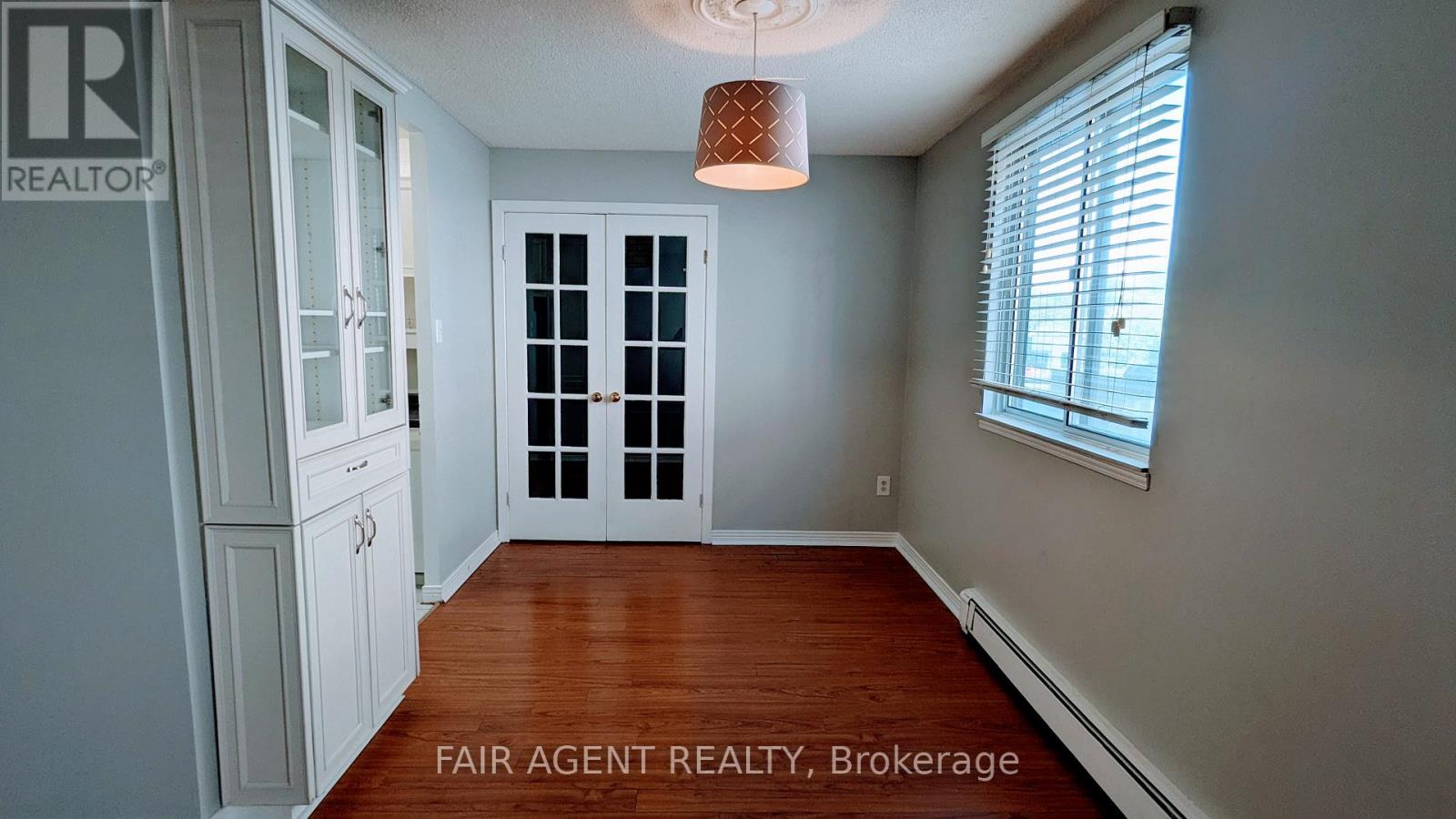 Photo 8 of 209 440 Central Avenue, London East ON