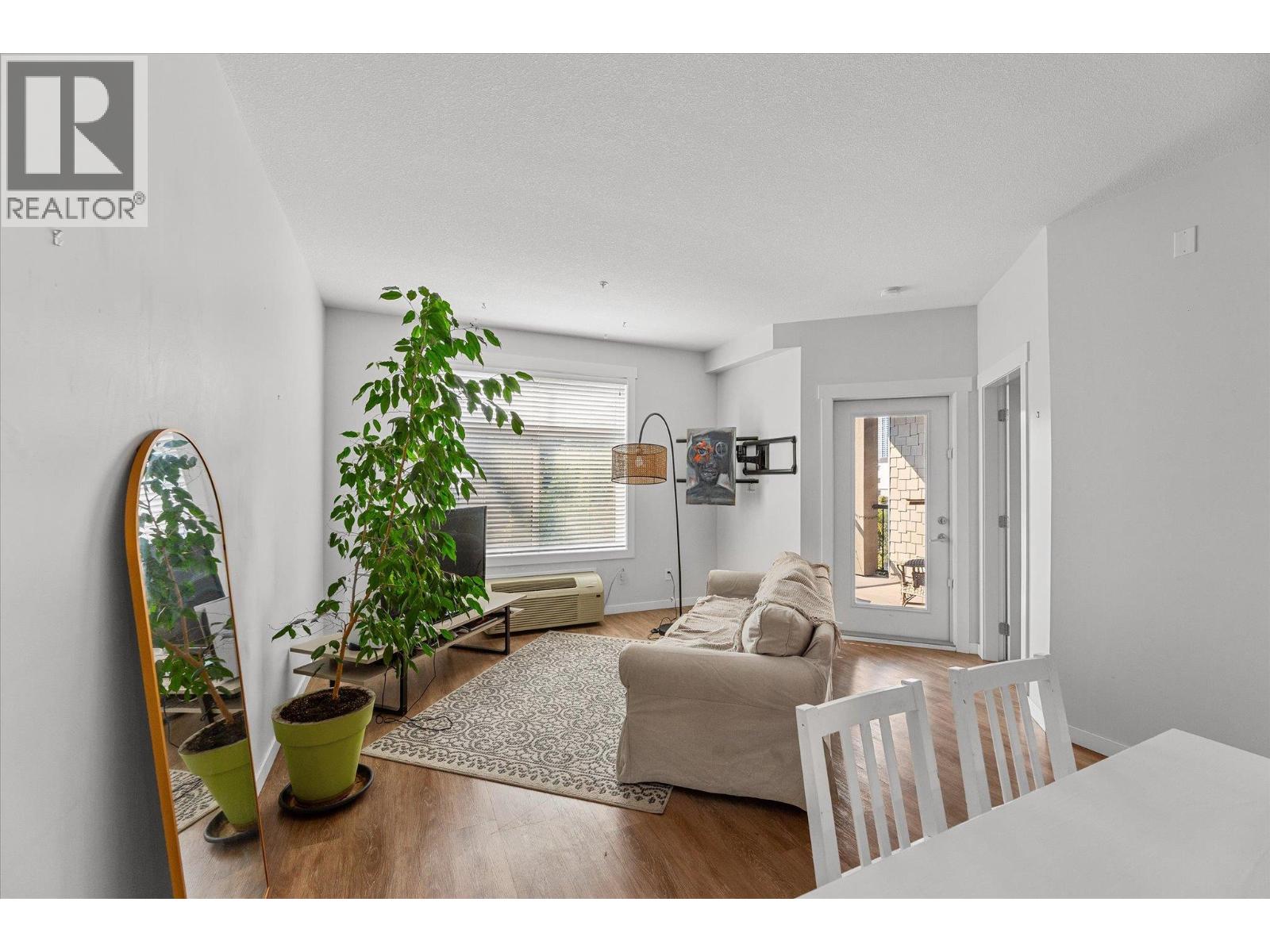 Photo 10 of 710 Stockwell Avenue Unit 207, Kelowna BC