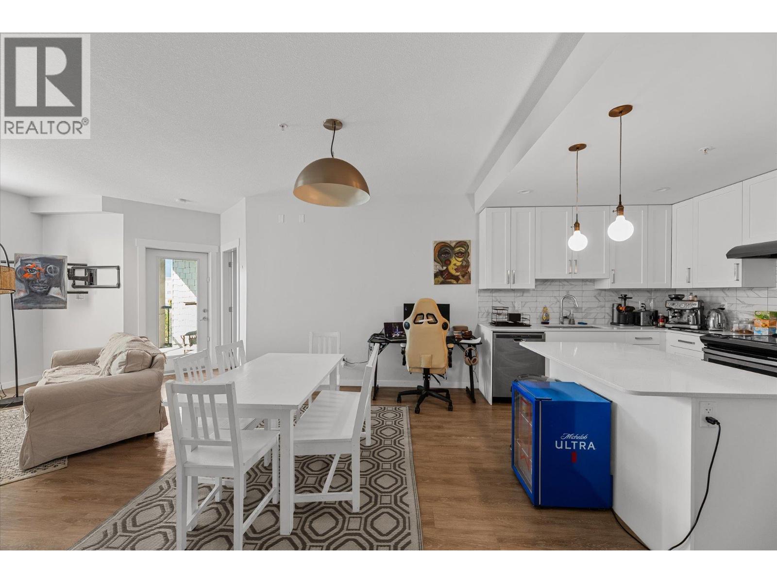 Photo 8 of 710 Stockwell Avenue Unit 207, Kelowna BC