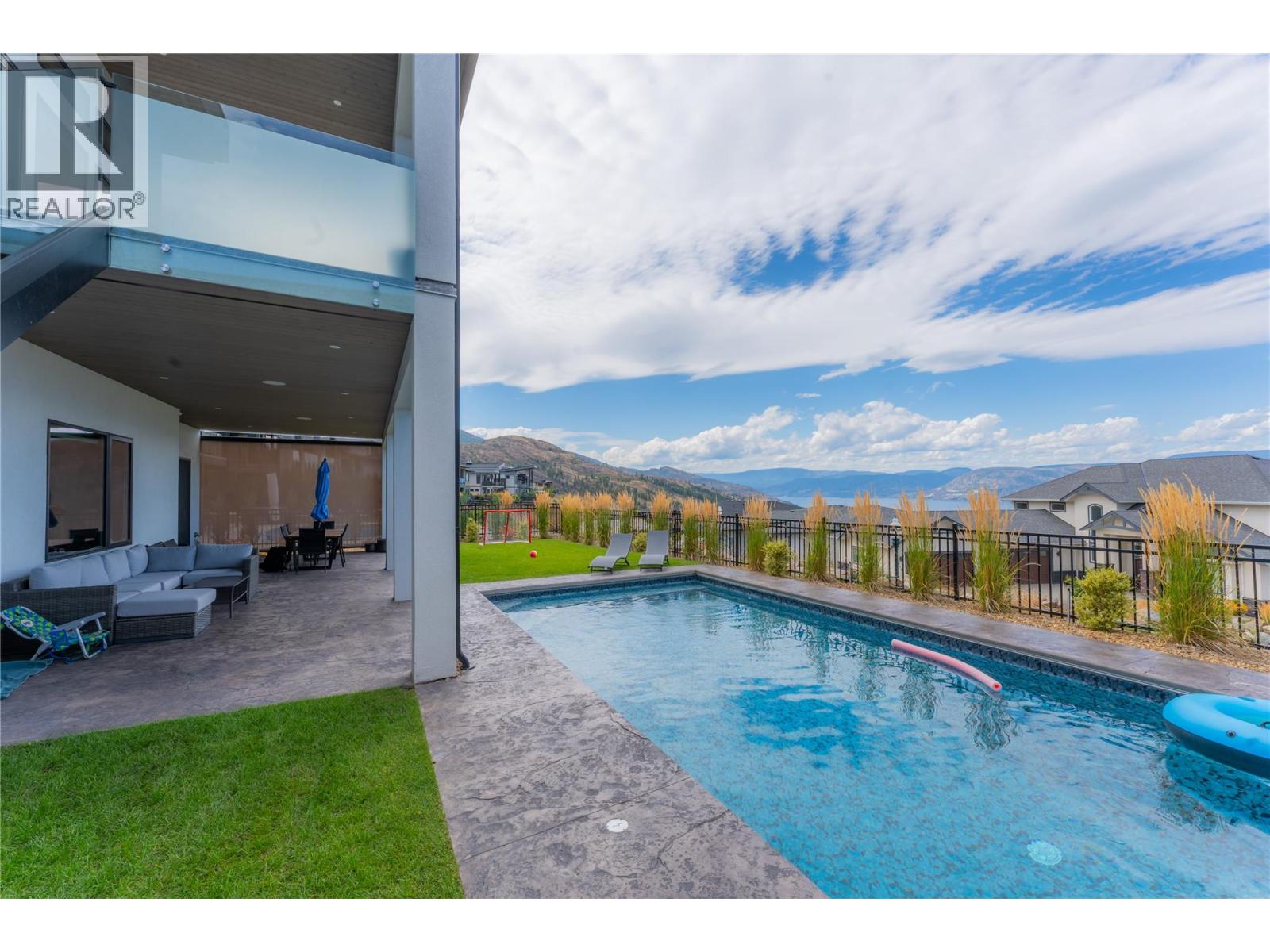 5546 Upper Mission Drive, Kelowna