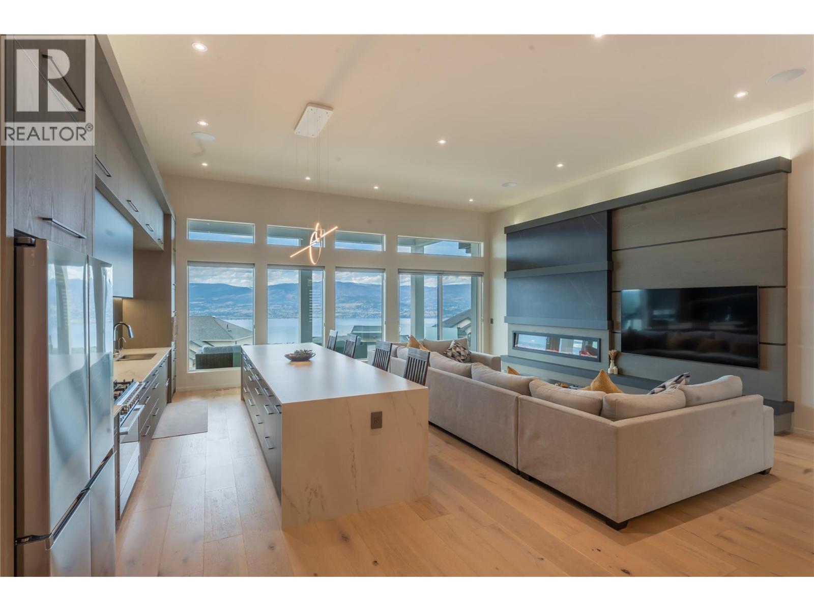 5546 Upper Mission Drive, Kelowna