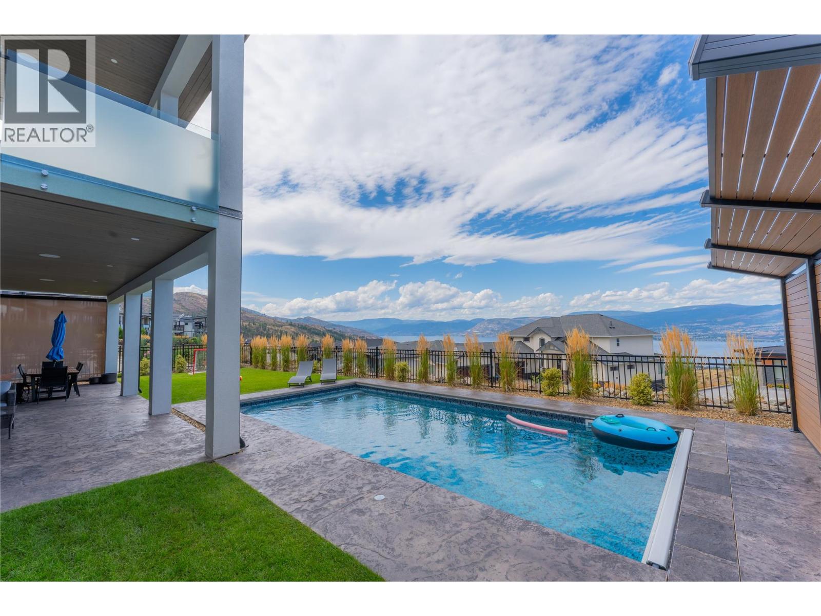 5546 Upper Mission Drive, Kelowna