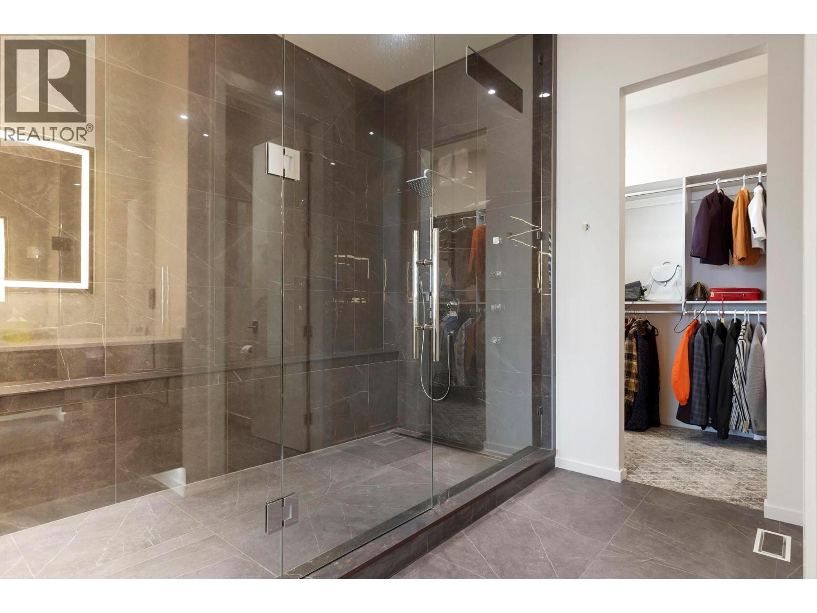 5546 Upper Mission Drive, Kelowna