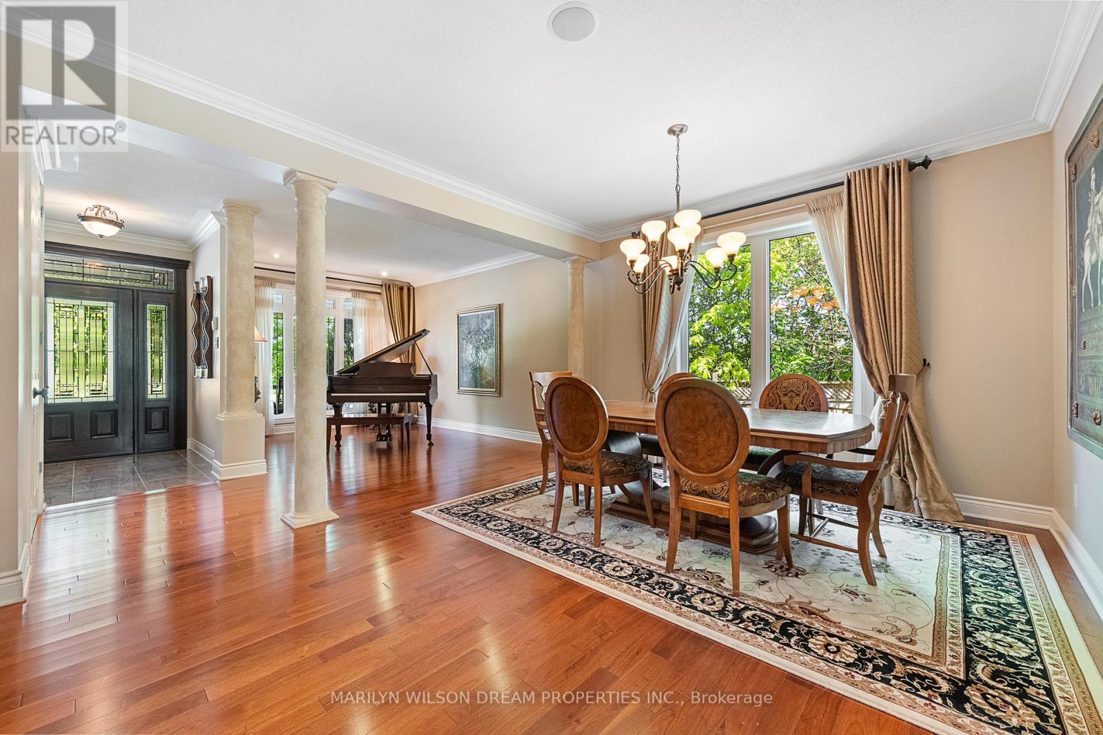 Photo 14 of 1095 Halton Terrace, Ottawa ON
