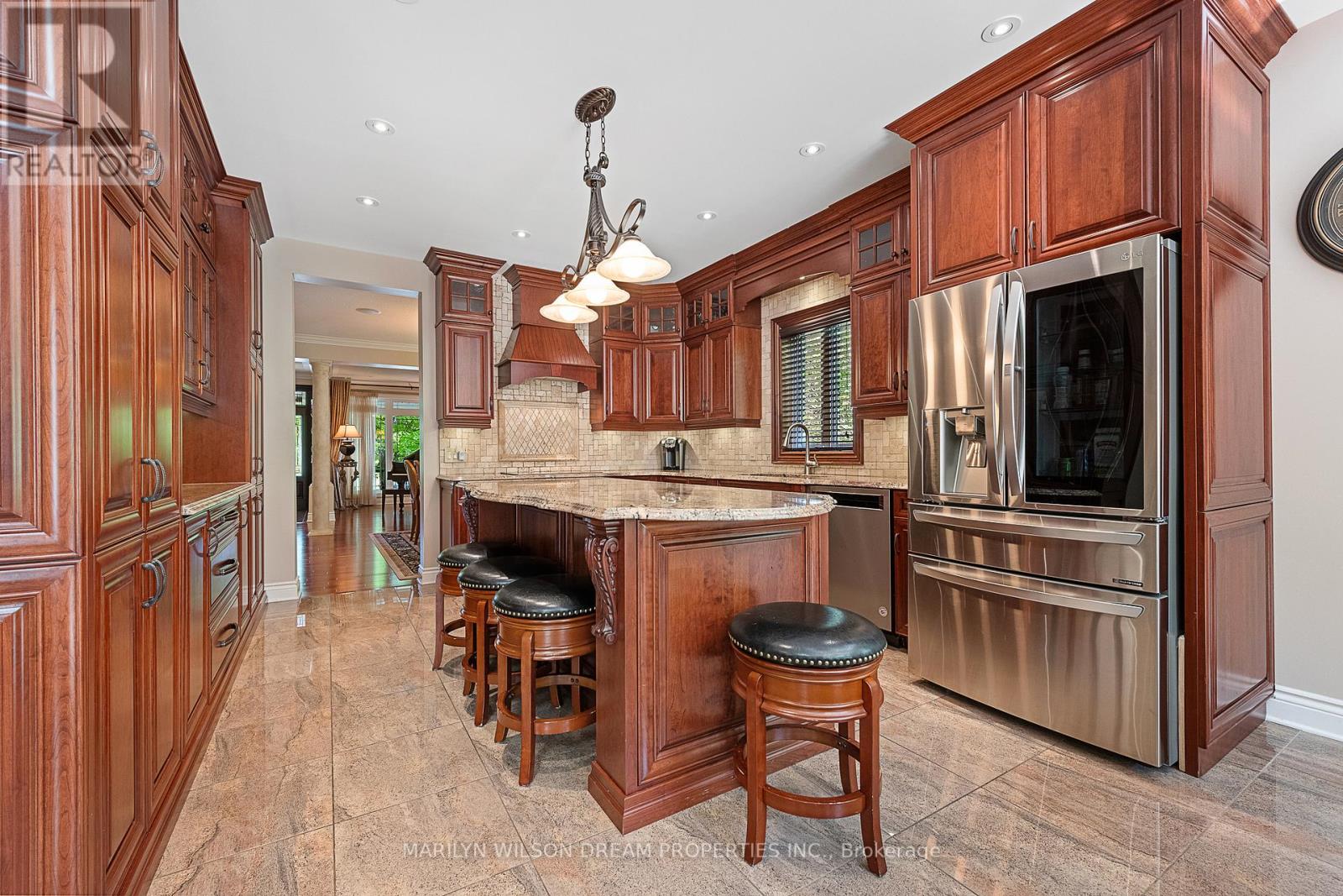 Photo 19 of 1095 Halton Terrace, Ottawa ON