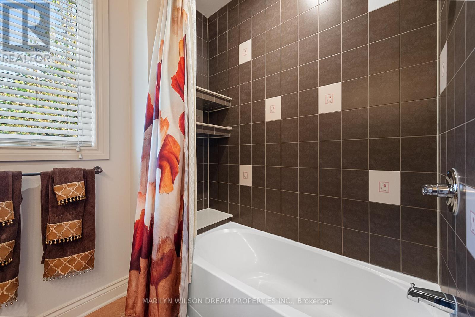 Photo 45 of 1095 Halton Terrace, Ottawa ON