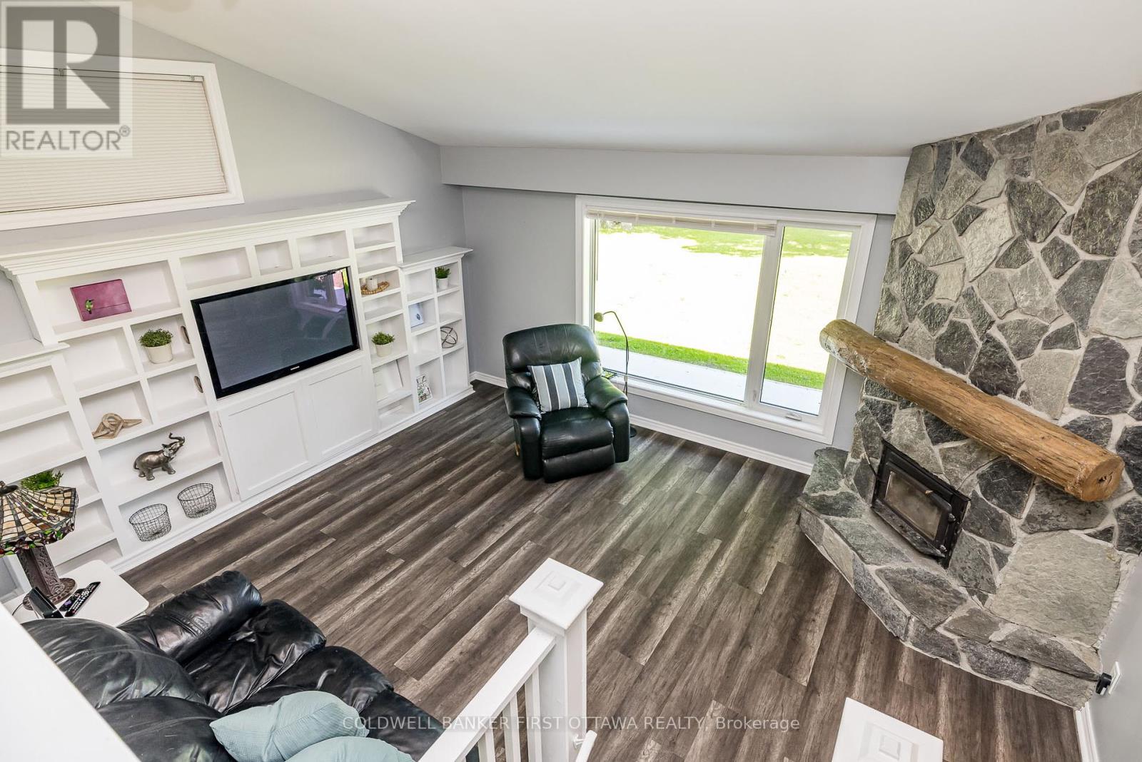 Photo 10 of 6779 Roger Stevens Drive, Montague ON
