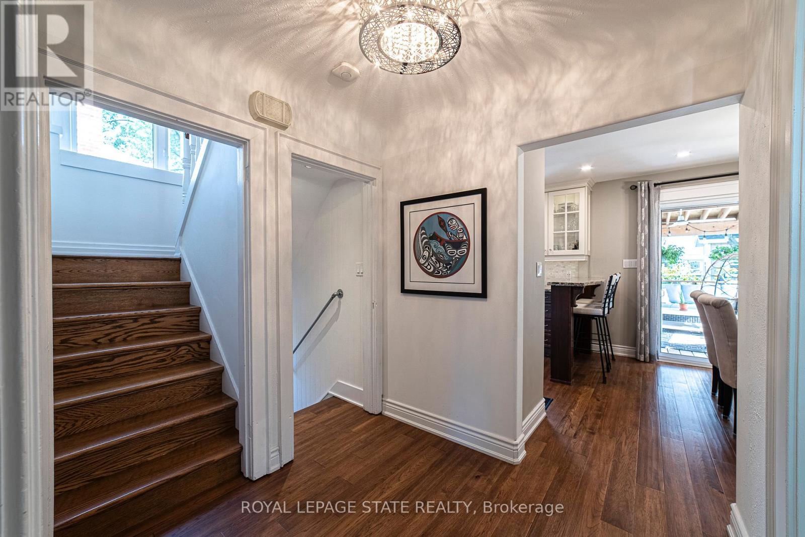 Photo 10 of 38 Kenmore Road, Hamilton ON