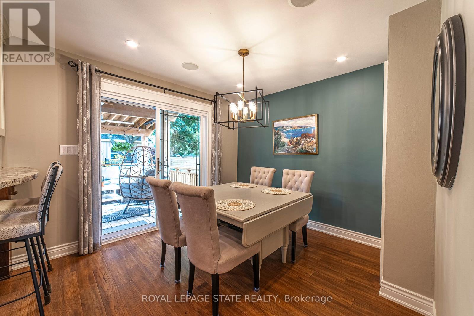 Photo 11 of 38 Kenmore Road, Hamilton ON