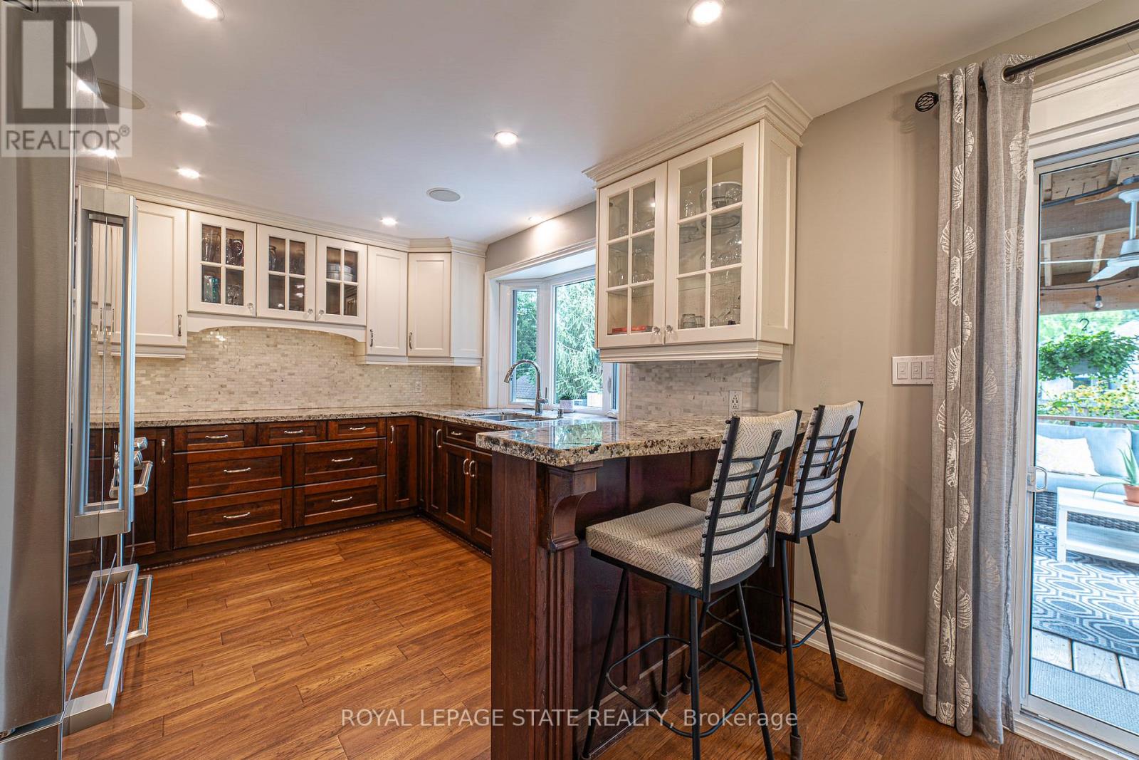 Photo 12 of 38 Kenmore Road, Hamilton ON