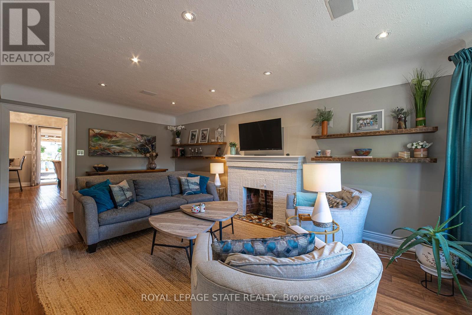 Photo 6 of 38 Kenmore Road, Hamilton ON