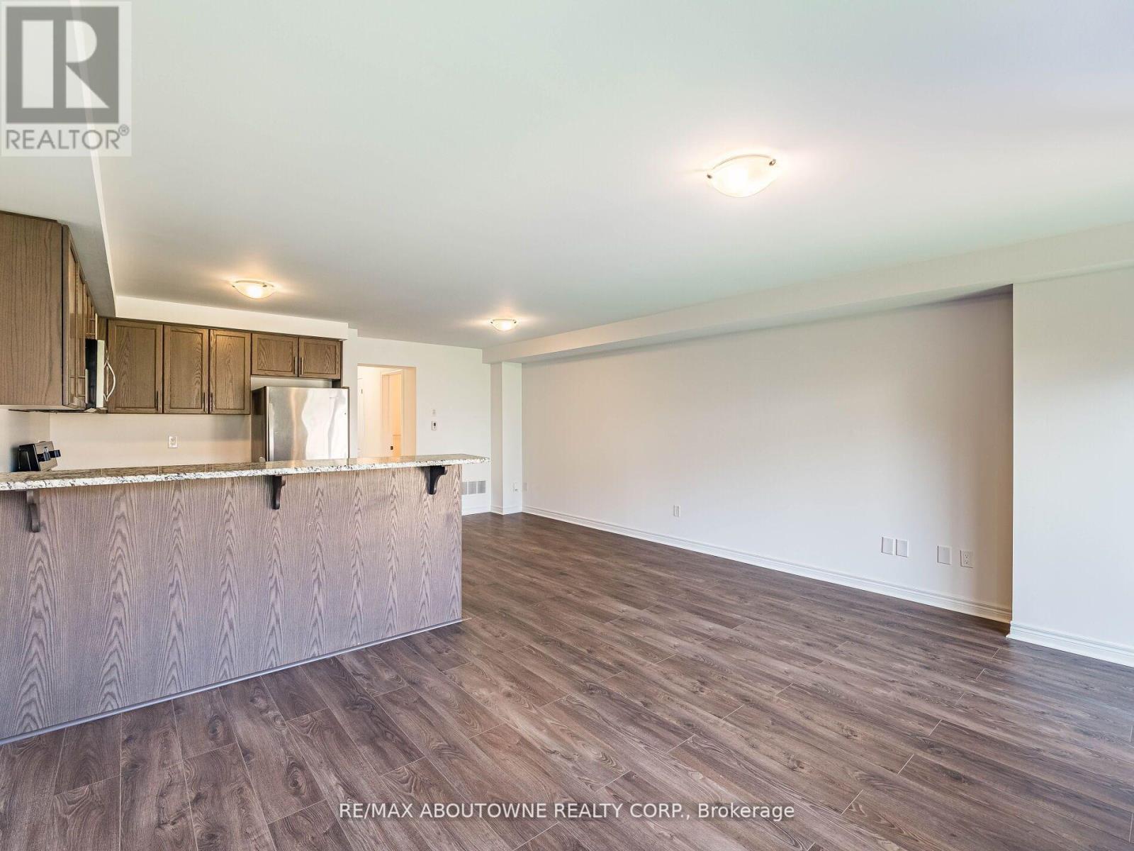 Photo 15 of 62 Skinner Drive, Guelph ON